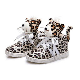 迪米尼奇童鞋产品 产品图片 加盟店怎么样