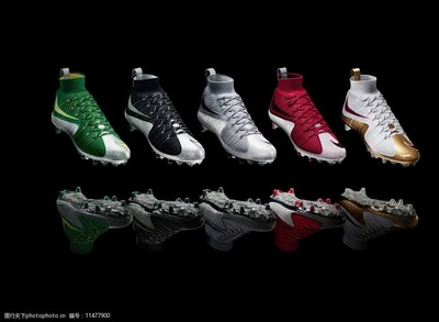 橄榄球鞋 功能与设计的完美结合