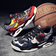 小白鞋 童年与成长的纯白印记